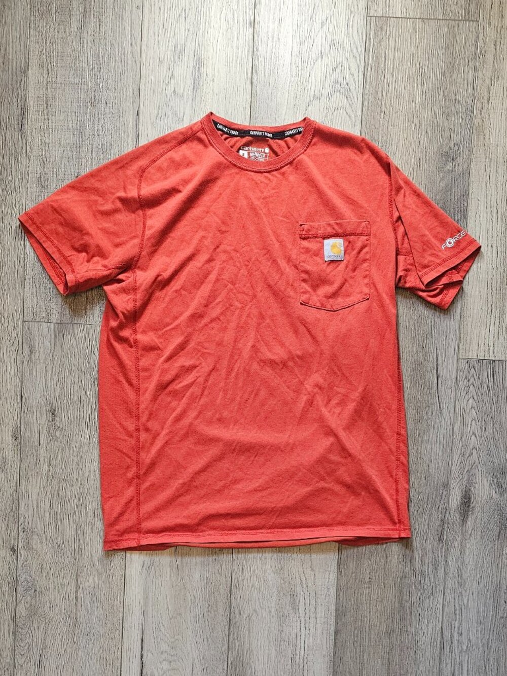 Carhartt Force Relaxed Fit Men´s Medium Red Rust Short Sleeve Pocket T-Shirt